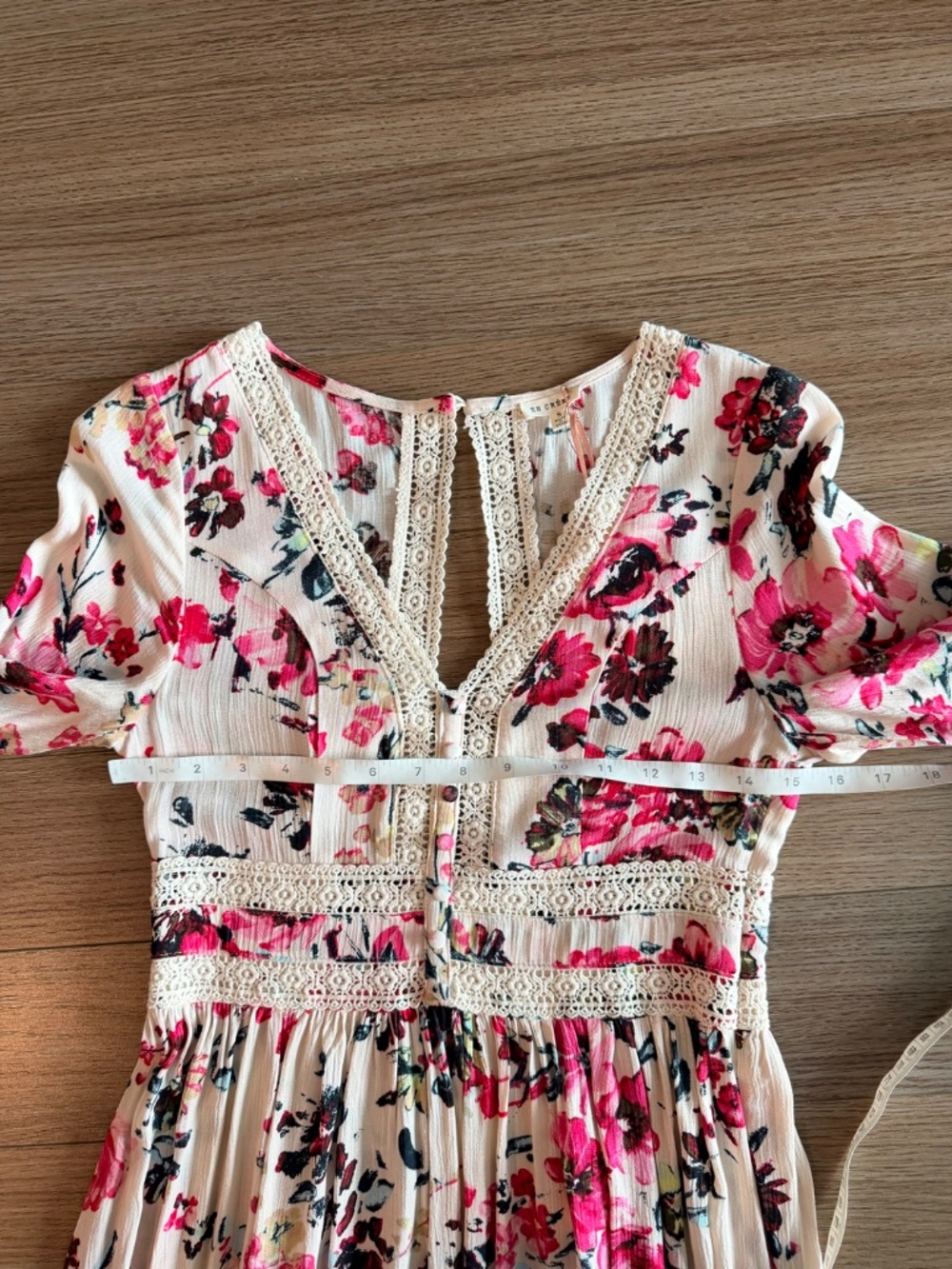 Floral Lace Mini Dress NWT Pink Cream Open Back Long Sleeve Boho Size Small NEW! - Picture 6 of 14